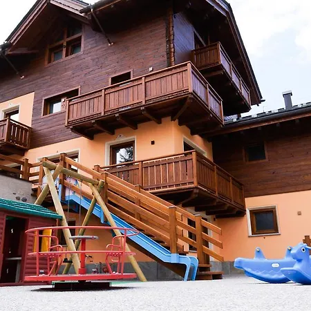 Aparthotel Baita Cusini 3*